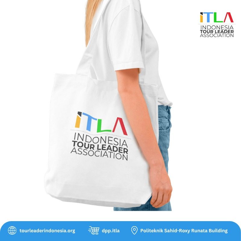 ITLA Travel Tote Bag